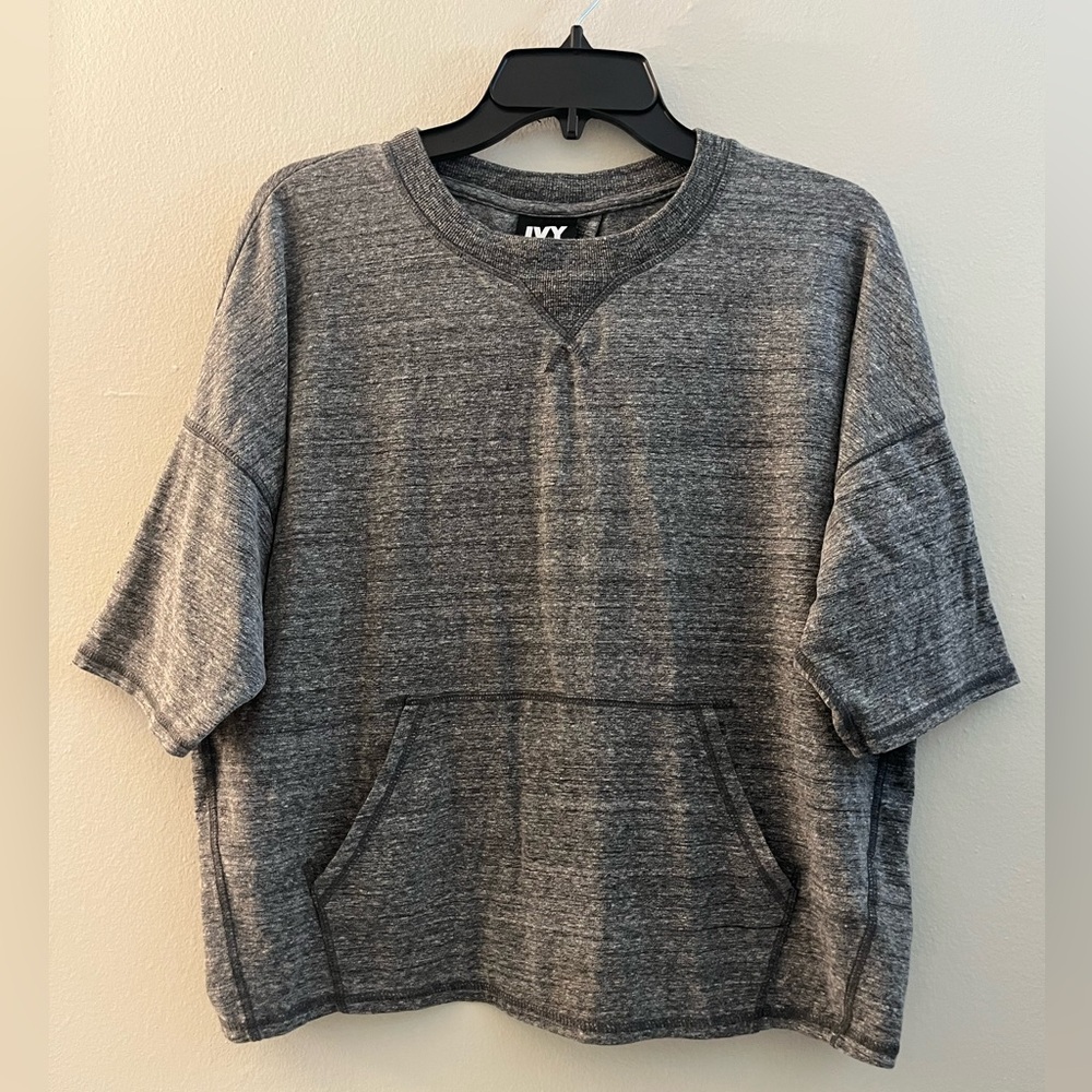 Ivy Park Split Back Tee with Kangaroo Pocket size S